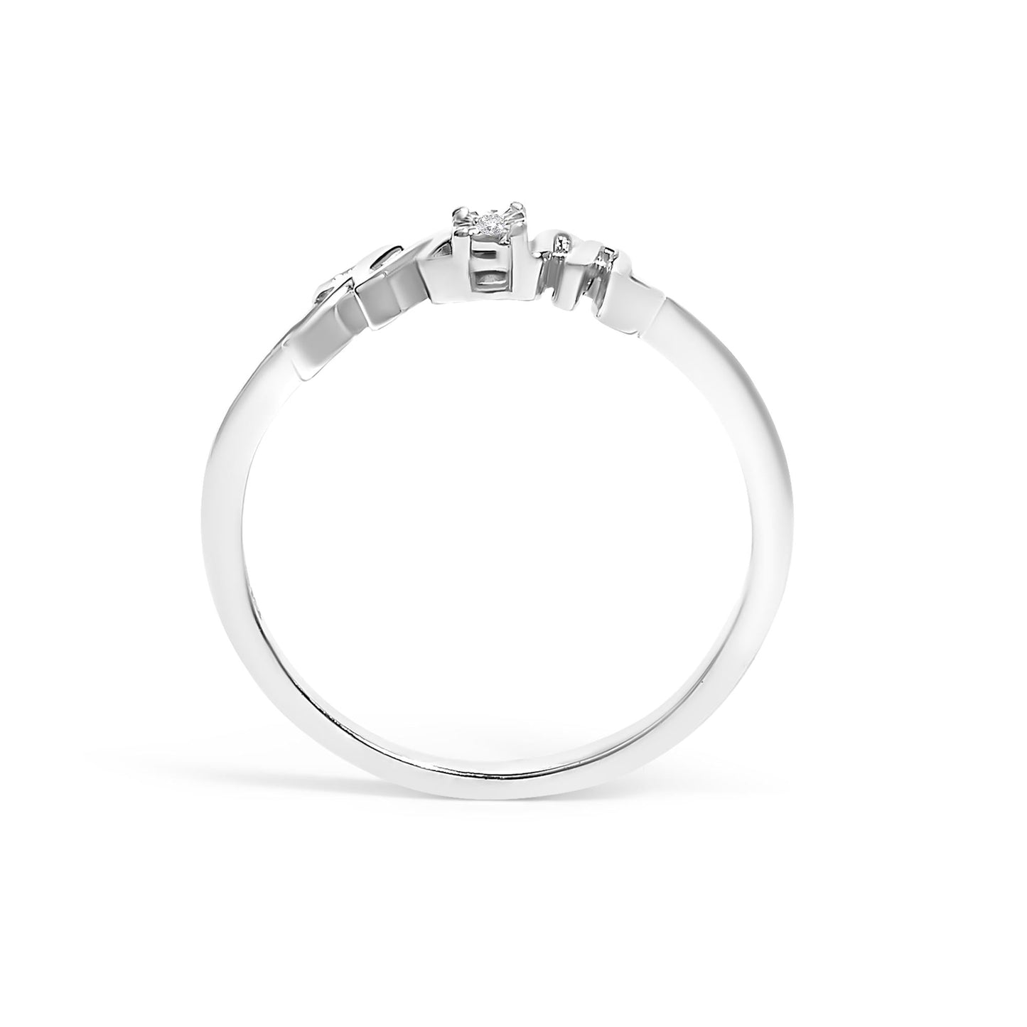 .925 Sterling Silver Diamond Accent "MOM" Ring (J-K Color, I2-I3 Clarity)